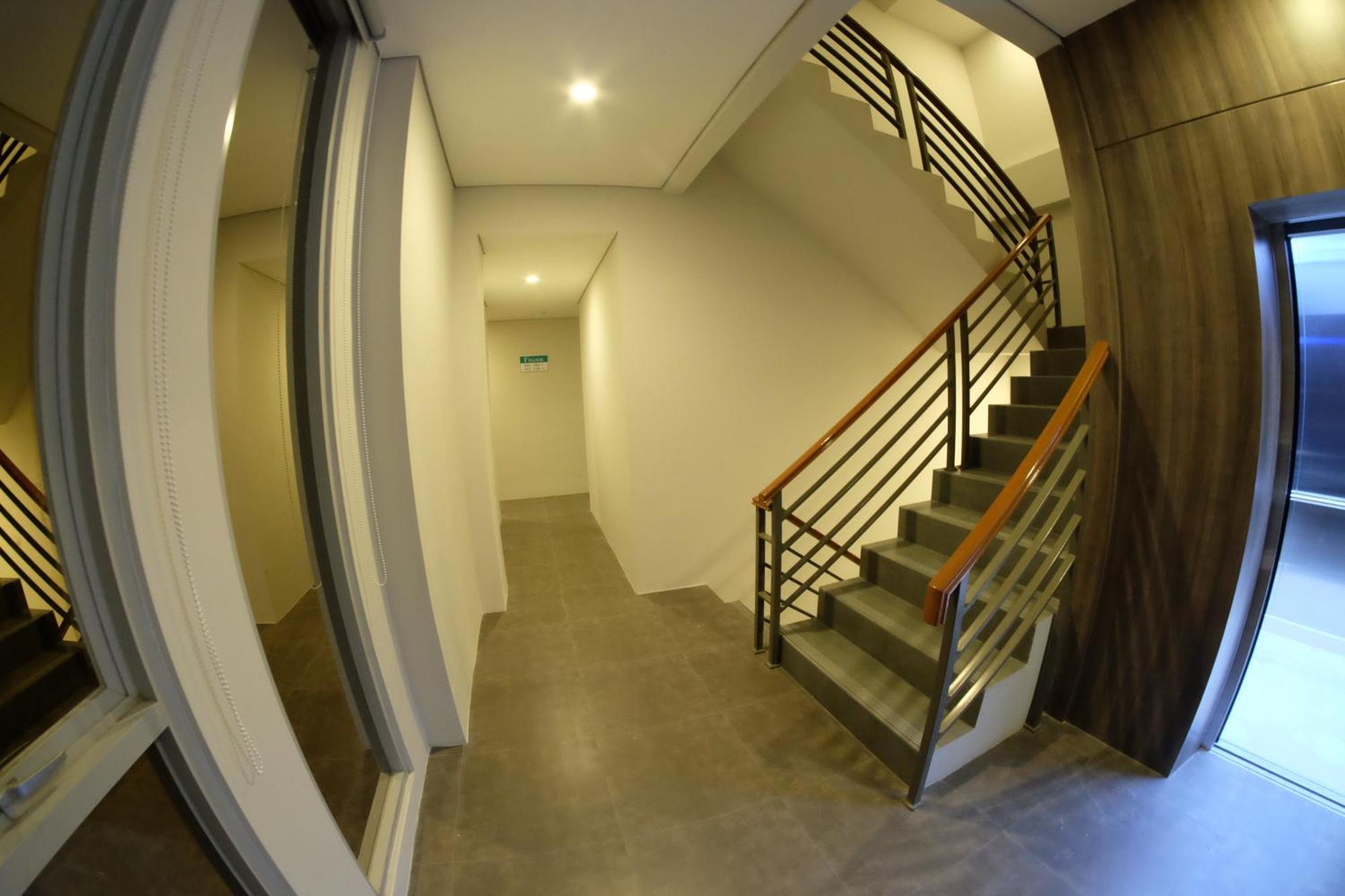 ยู สเตย์ โฮเทล เทเบท Hotel จาการ์ตา ภายนอก รูปภาพ